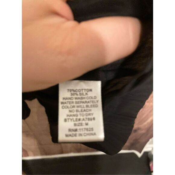 Interlúd Medium silver black tank top NWT 30% Silk - Picture 6 of 11